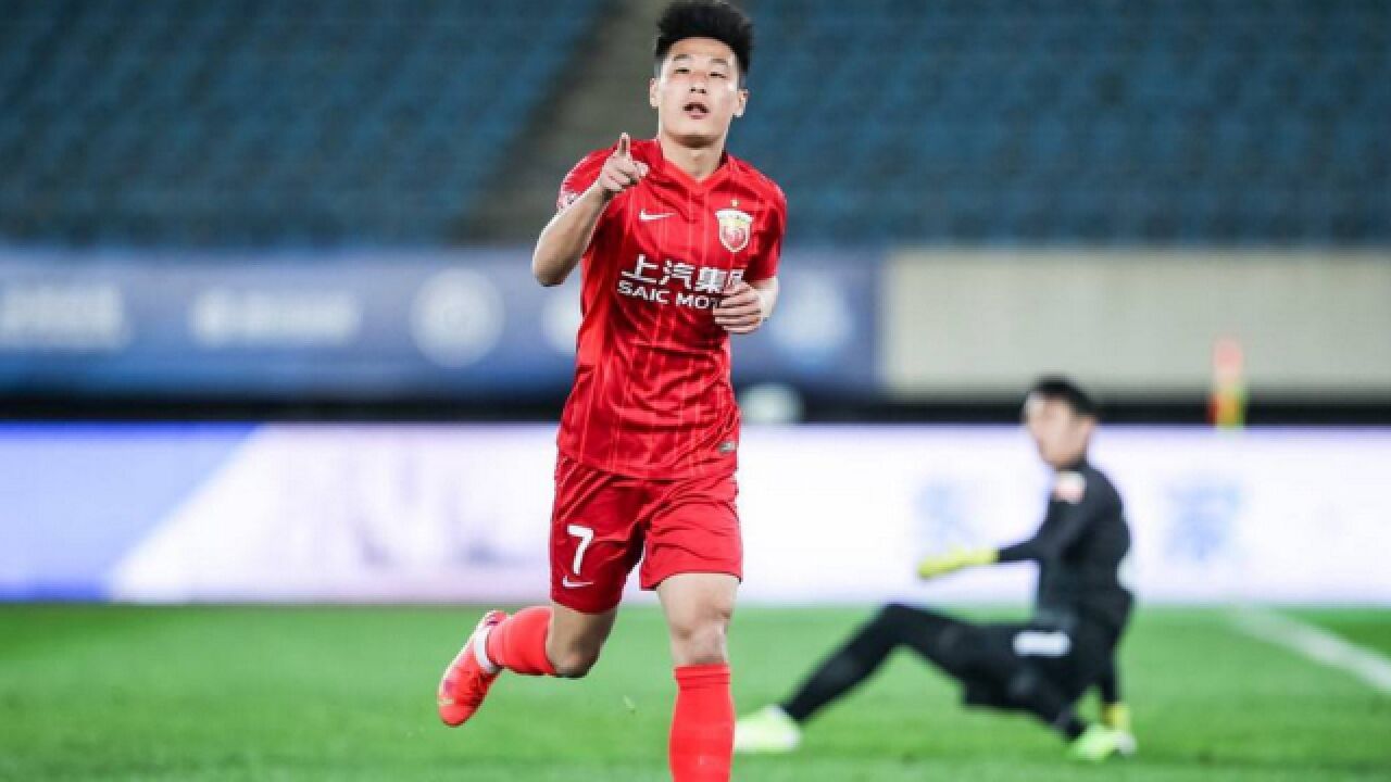 爱体育登录入口-包含武磊攻入制胜球，上海上港完胜对手的词条